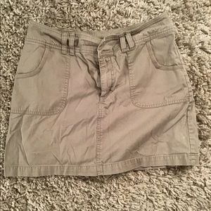 Khaki cargo skort